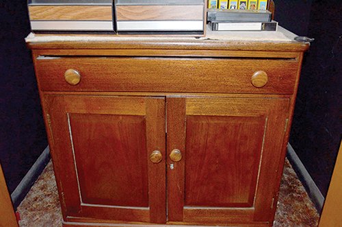 Property photo 5 - Ed Pelz Estate Auction